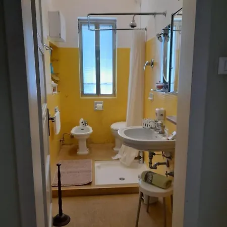 Apartment Brand New Opening 